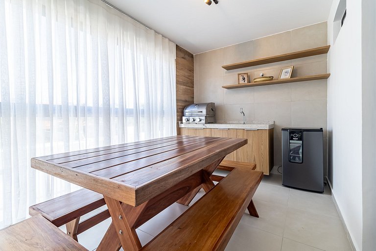 Apartment Near the Beach | Gourmet Balcony | Air-Conditioned
