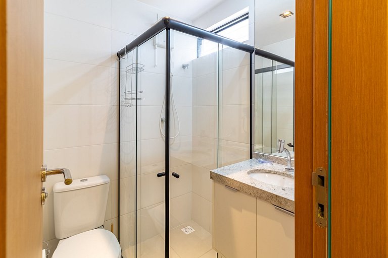 Apartamento 2 Suites | Balcón Gourmet | Aire Acondicionado |