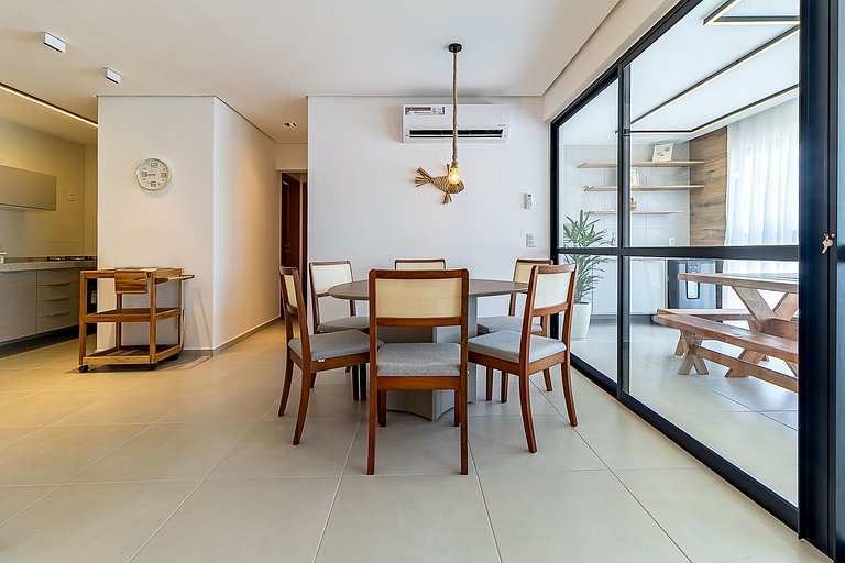 4-Suite Apartment | Spacious | Gourmet Balcony | San Martin