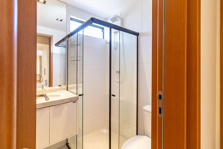 4-Suite Apartment | Spacious | Gourmet Balcony | San Martin