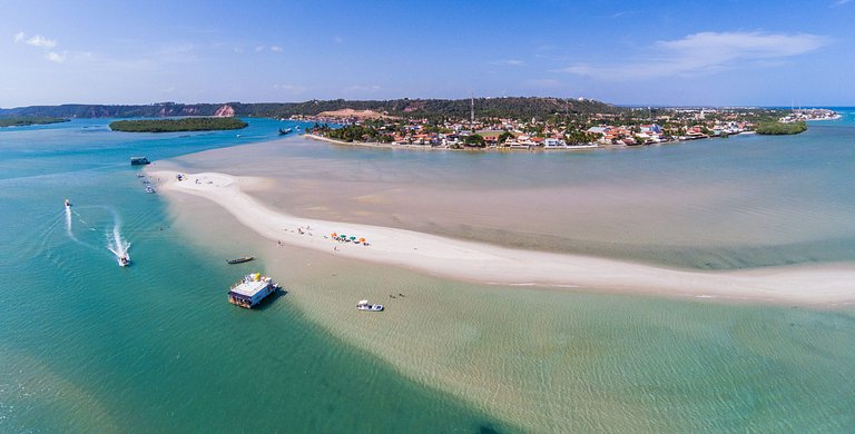 Apartment Near the Beach | Gourmet Balcony | Air-Conditioned