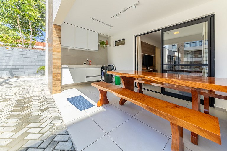 Apartamento en planta baja, cerca de la playa de Barra de Sã