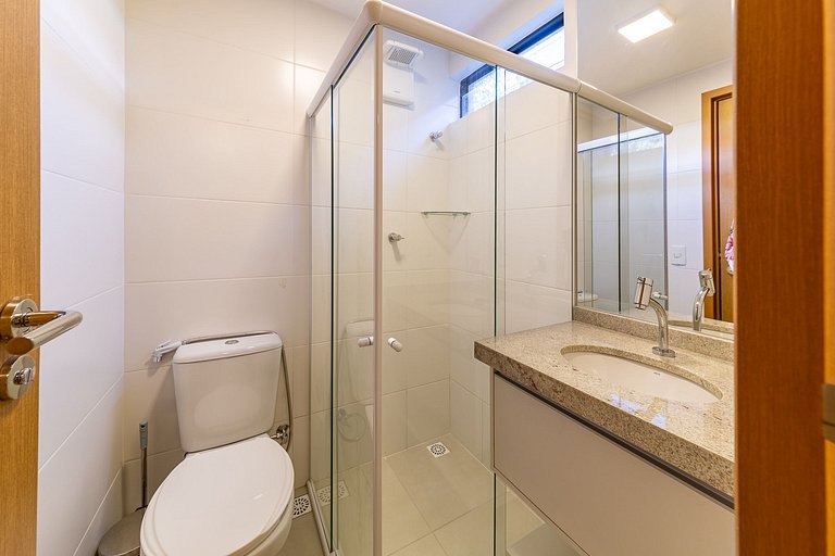 Ground Floor Apartment, Close to Barra de São Miguel Beach |
