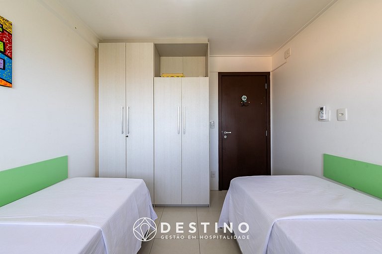 Beachfront Apartment with Resort Amenities, Barra Bali | Des