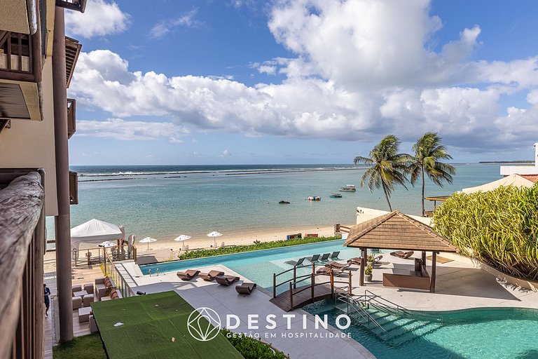 Pé na Areia, Vista Mar e Piscina Infinita em Barra | Destino
