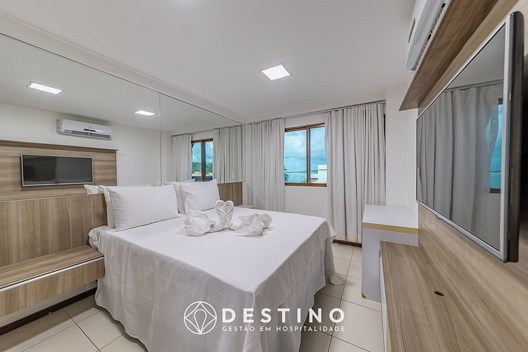 Pé na Areia, Vista Mar e Piscina Infinita em Barra | Destino