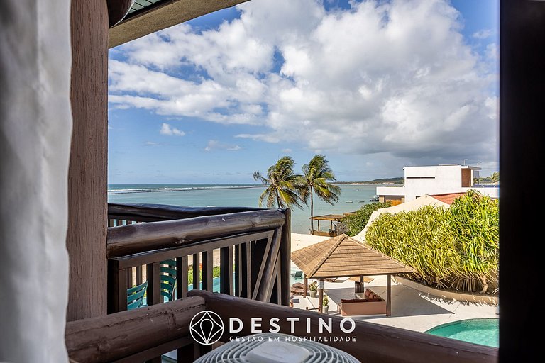 Pé na Areia, Vista Mar e Piscina Infinita em Barra | Destino