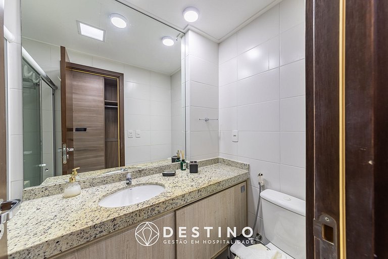 Apartamento Frente a la Playa | Vista al Mar Increíble | Bar