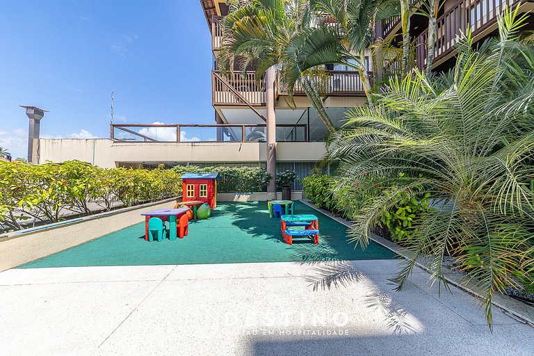 Cobertura Beira-Mar no Barra Bali | 4 Quartos, Varanda Gourm