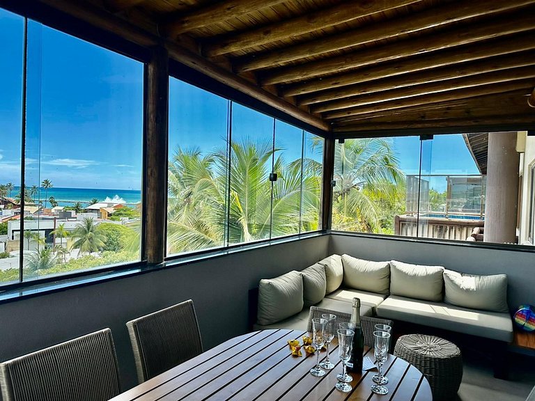 Cobertura Beira-Mar no Barra Bali | 4 Quartos, Varanda Gourm
