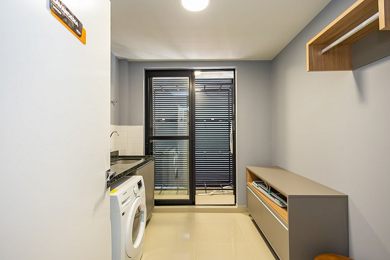 Studio Completo Perto de Tudo! - Destino CWB 710