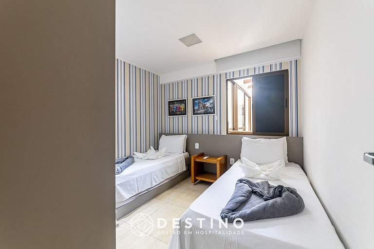 Ground Floor Apartment | 4 Bedrooms | Up to 12 Guests | Barr