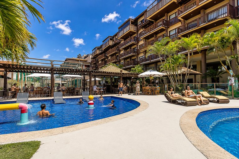 Estrutura de Resort Pé na Areia com Lazer Completo | Barra B